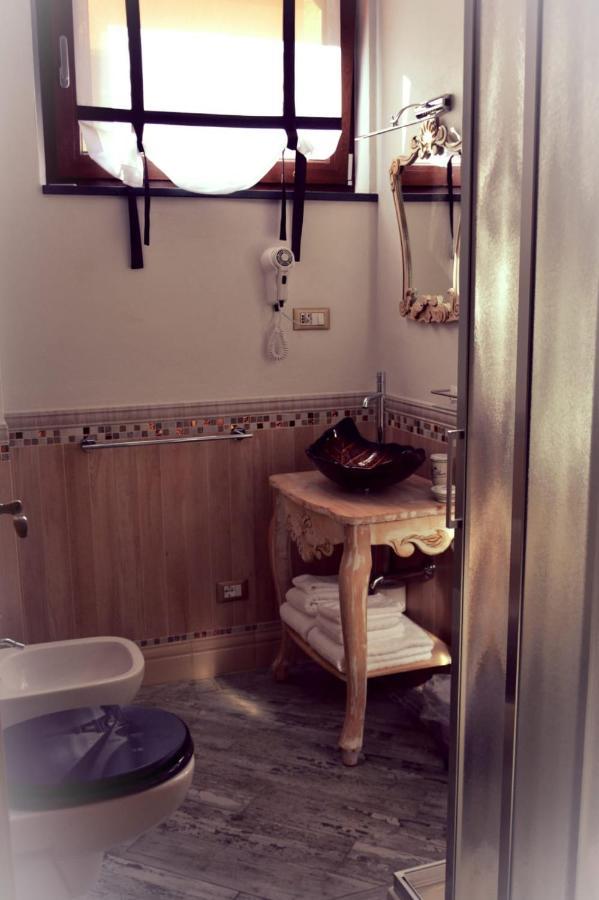 Amici Holiday B&B Di Bielak Aneta Izabela เวซซาโน ลิกูเร ภายนอก รูปภาพ