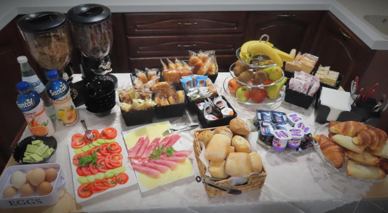 Amici Holiday B&B Di Bielak Aneta Izabela เวซซาโน ลิกูเร ภายนอก รูปภาพ